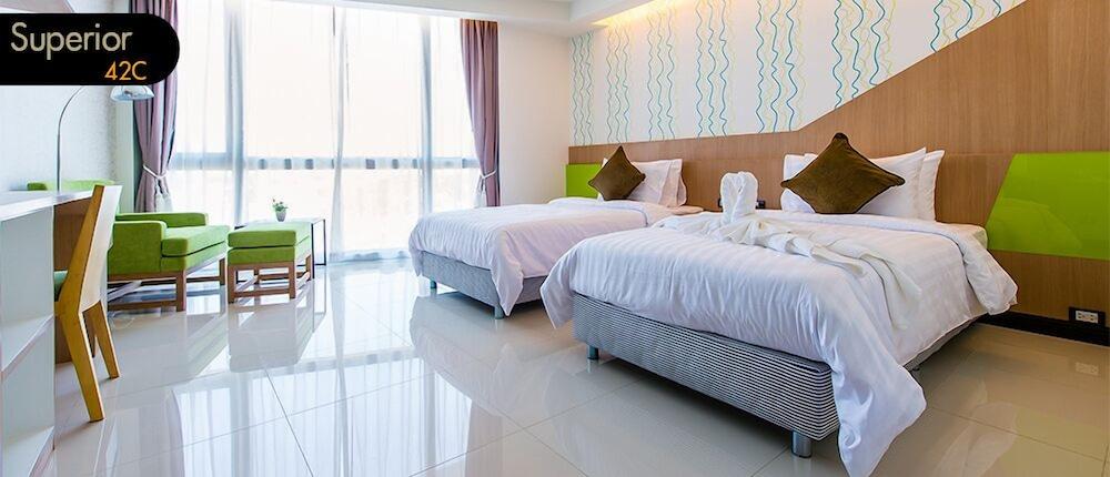 42C The Chic Hotel Nakhon Sawan Extérieur photo