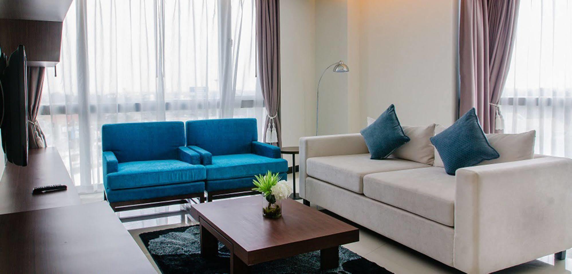 42C The Chic Hotel Nakhon Sawan Extérieur photo